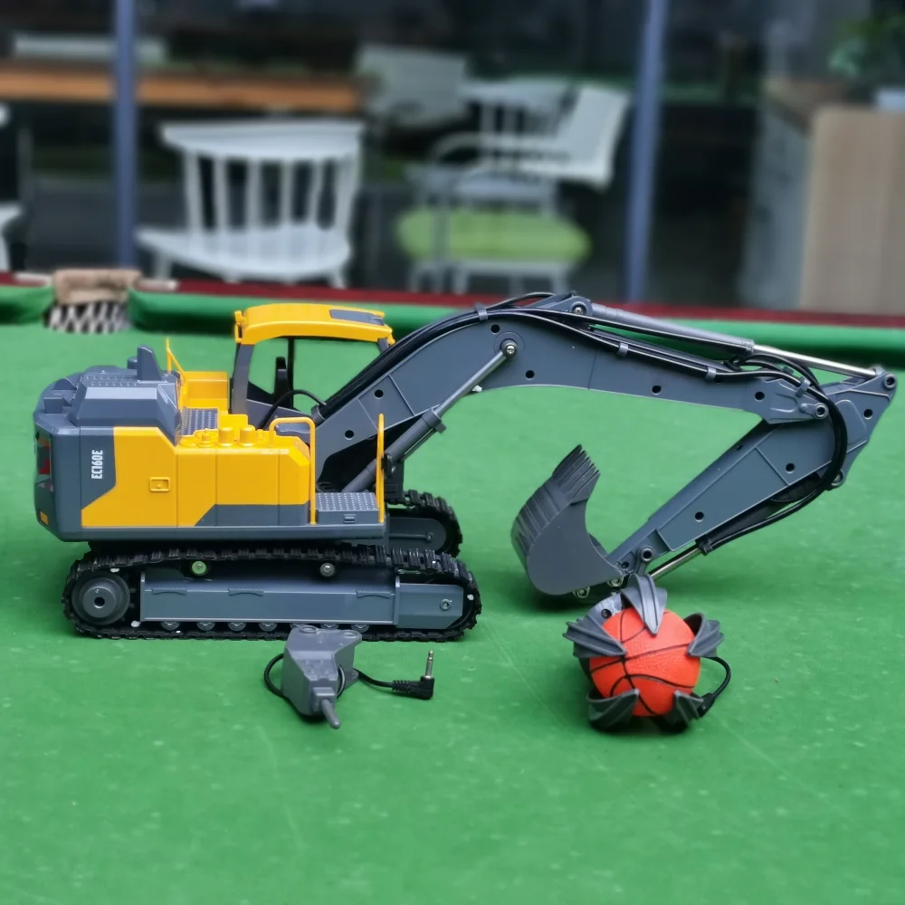 مزدوج E E598 RC حفارة سبيكة جر - مراجعة Heavy Equipment Games وسعره